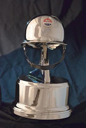  silverhelmet-trophy 